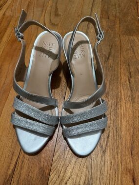 Naturalizer Silver Glitter Strappy Slingback Sandals